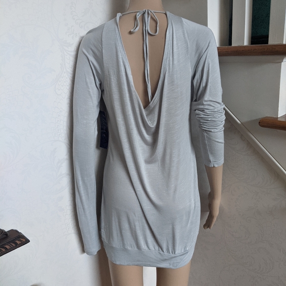 Feather tee Miley Cyrus NWT - Picture 2 of 5